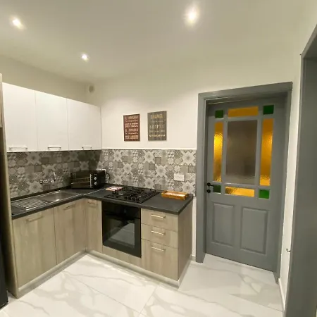 Cosy Private Townhouse In Heart Of Holiday home